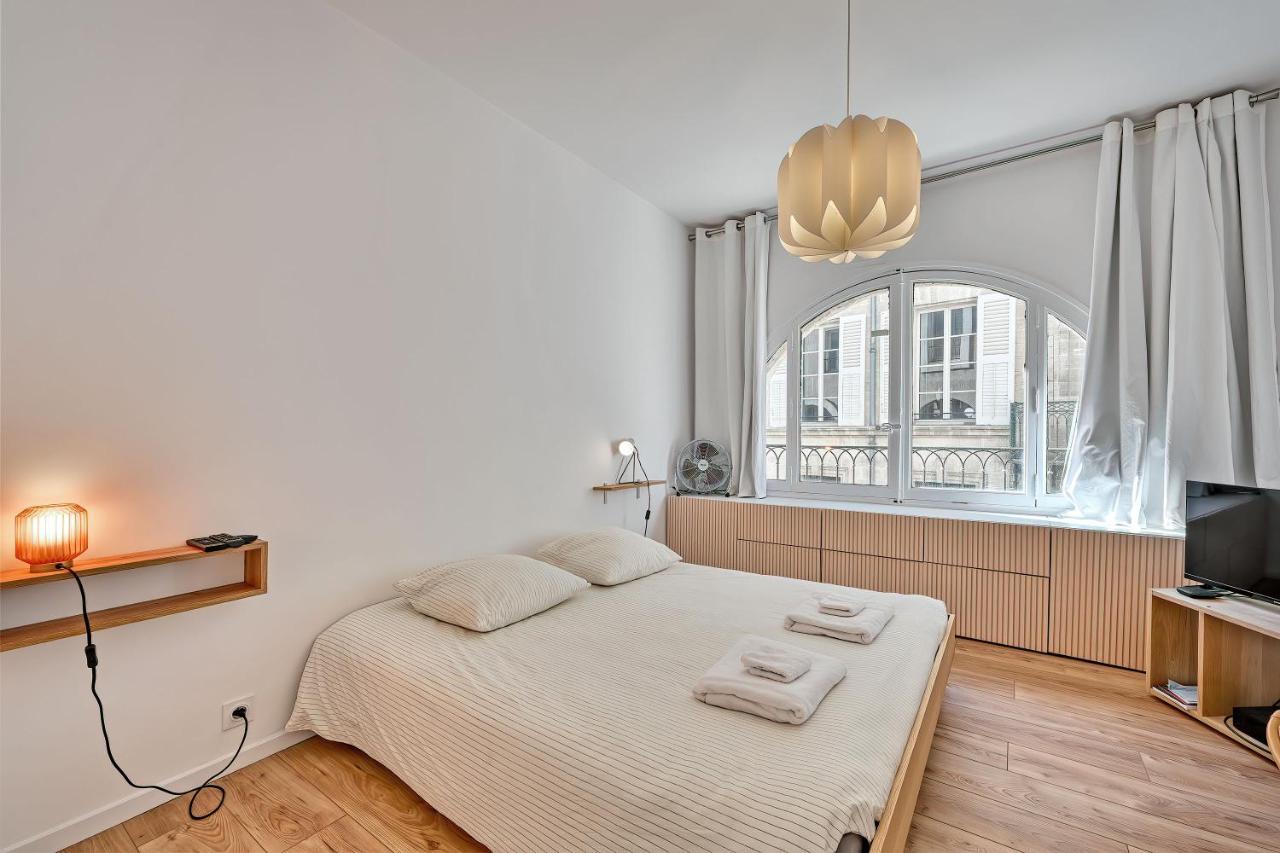 אביניון Aux Marches Du Palais - Ac Clim - Spacieux - Terrasse - Wifi מראה חיצוני תמונה